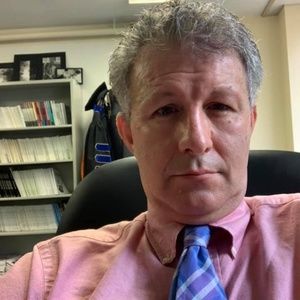 Meet your Posher, Bernie